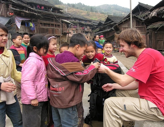 和当地的中国孩子一起玩，这可能是你想在中国自由行的原因。188金宝搏app手机版188金宝搏网服务网址